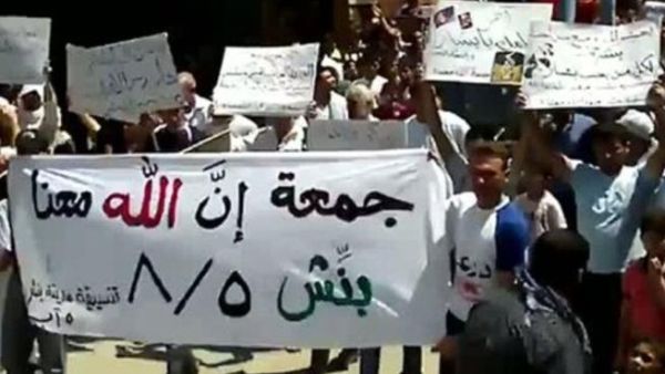 سكان حماه يخشون ان يتجاوز القتلى العدد الذي تم تقديره وهو 300 منذ بدء الحملة العسكرية