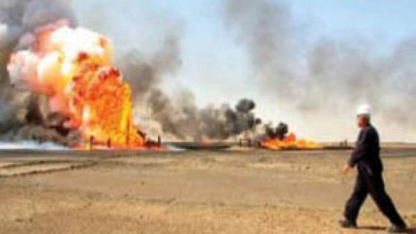 حريق في أحد خطوط نقل النفط في سوريا