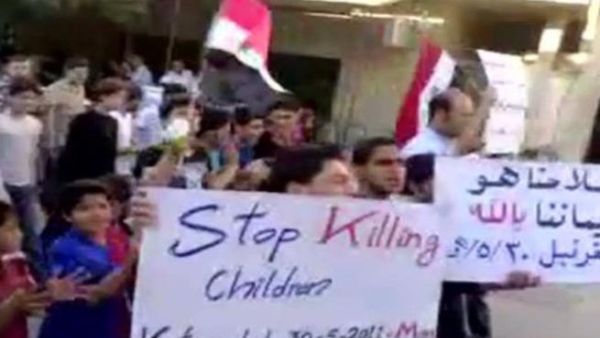 اكثر من 1100 سوري قتلوا واحتجز عشرة الاف منذ مارس اذار الماضي