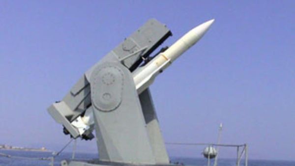 تشتبه اسرائيل والولايات المتحدة بان دمشق تمتلك ترسانة اسلحة كيماوية وبيولوجية