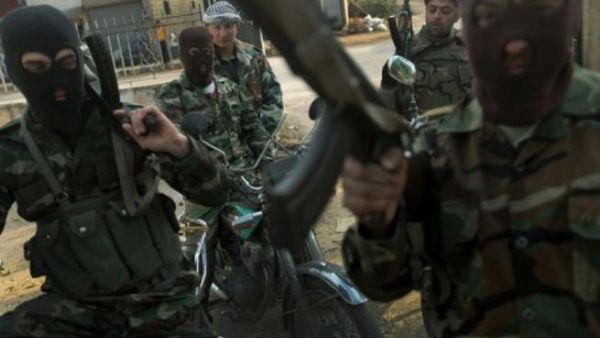 مقاتلون مما يسمى الجيش السوري الحر