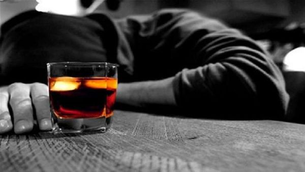 تقارير الطب الشرعي ونتائج التشريح الأولي للجثث أثبتت أن الخمور كانت تحتوي مادة الميثانول السامة