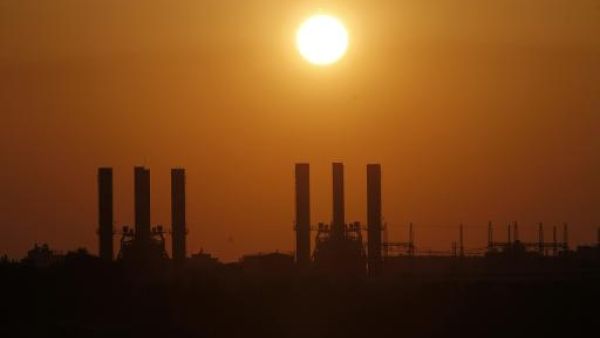 View of the Gaza Strip's sole power plant in Nusairat, on March 26, 2012 [AFP/File, Mohammed Abed]