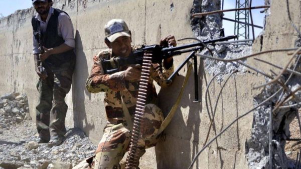 Fierce battles broke out in the Deir Ezzor countryside, east Syria, between Syrian Democratic Forces (SDF) and regime supporters. (AFP/ File Photo)