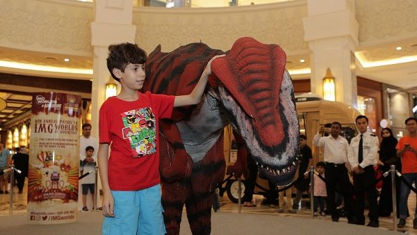 The Dubai Mall celebrates The Dubai Mall celebrates