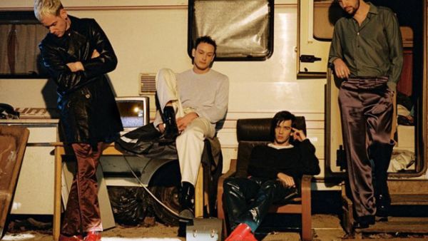 The 1975 took home the award This Wednesday  (source: the1975 / Instagram )