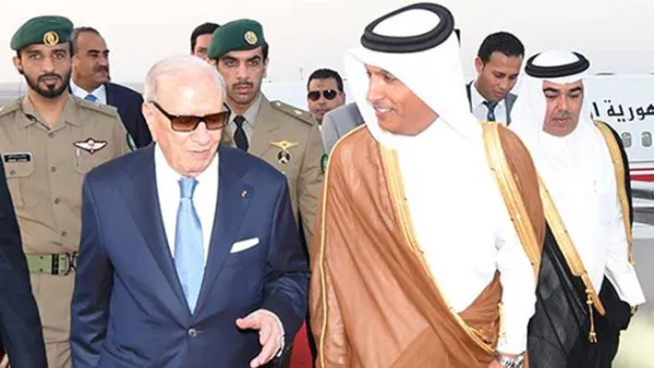  استقبال الرئيس التونسي الباجي قائد السبسي من طرف وزير المالية القطري