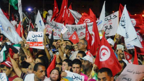 حوالى 200 الف شخص شاركوا في التظاهرة في ساحة القصبة