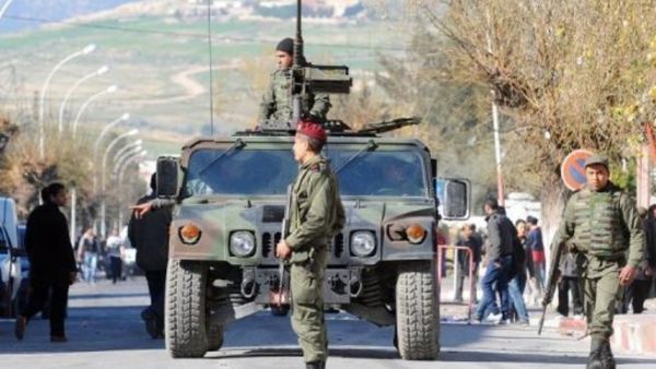 Tunisian soldiers patrol a street (image used for illustrative purposes)