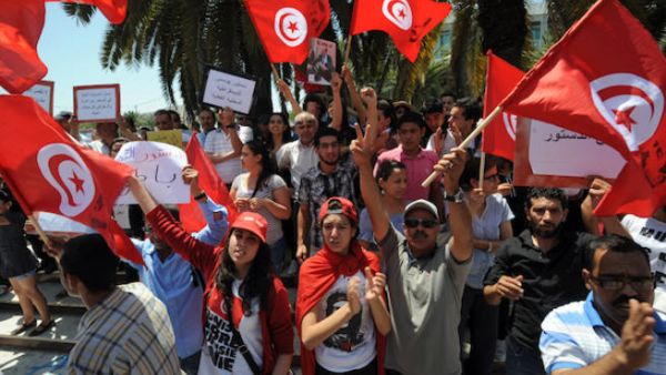Tunisia's public debt continued to rise to almost 61.9 percent of GDP at the end of 2016, compared to 53.4 percent ​​originally projected. (AFP/File)