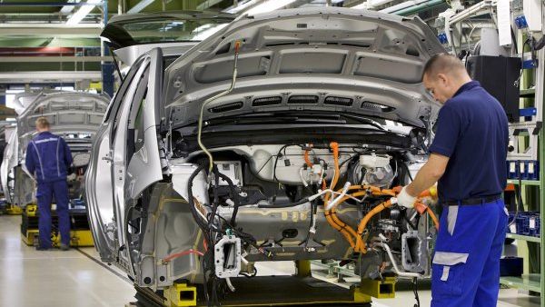 Car exports represent 4.8 percent of Turkey's total exports in 2014. (Borsatek)