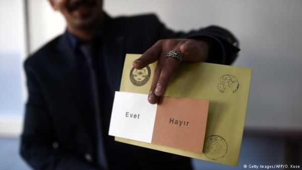 Turks living outside in German, Austria and France started casting their votes for the coming presidential and general elections on June 24. (AFP/ File)