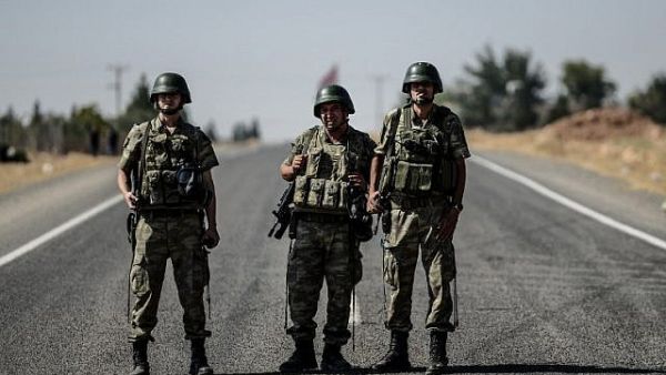 Turkish court has ordered to lengthen the term of detention for 2 Greek soldiers with charges of crossing border lines in northern Turkey. (AFP/ File Photo)