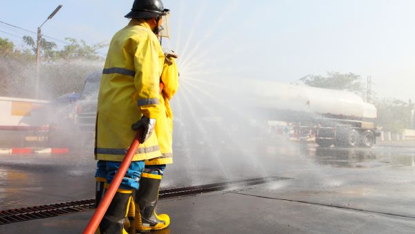 A truck caught fire in Al Nahda area at 4:03pm. (Shutterstock/ File Photo)