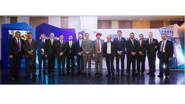 Government and business leaders from the UAE and India. Government and business leaders from the UAE and India.