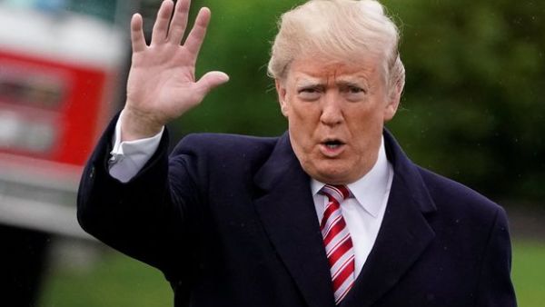  "التضخم يزداد وتأمين فرص العمل يتراجع. وفي نهاية المطاف، إنها كارثة اقتصادية".