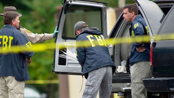 اضافت السلطان ان 3 اشخاص قتلو في التفجير الذي وقع الانفجار مساء السبت.

