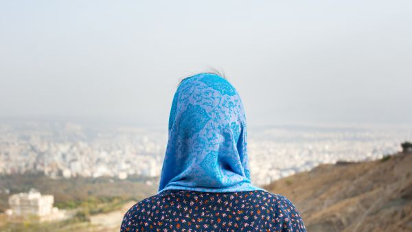 Lamyaa later said she didn't actually plan on taking off her hijab, but wanted to prove a point about misconceptions. (Shutterstock)