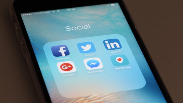 Google, Facebook and Microsoft join legal filing urging a judge to toss out President Donald Trump's latest travel ban. (shutterstock)
