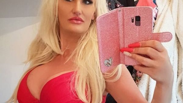 New Natalie King Barbie look (screenshot)