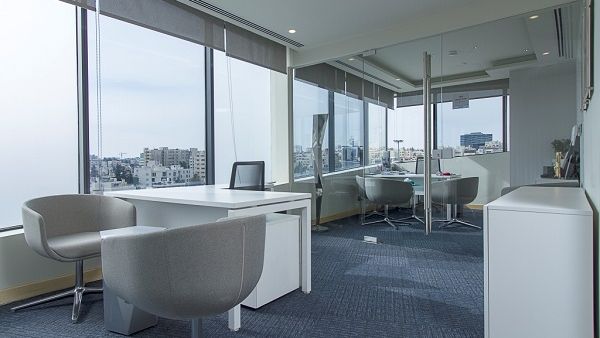 OFFTEC boasts a dedicated furniture team comprising specialized account managers, research and product specialists, interior designers, and after-sales support staff. 