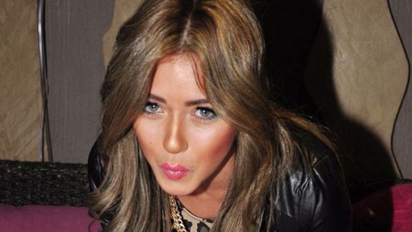 سارة سلامة بطلة فيلم (صابر جوجل)