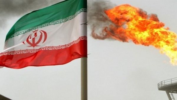 الكويت تحتج على طرح إيران مشروعين لتطوير حقل الدرة النفطي