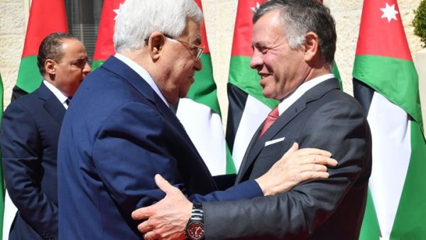 يأتي اللقاء بين عباس والعاهل الأردني في ظل التسريبات المستمرة لما باتت تسمى "صفقة القرن"  