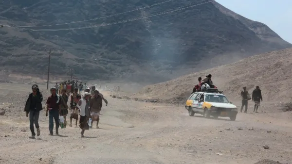  هجوم انتحاري بسيارة ملغومة استهدف حاجزا للقوات الموالية للحكومة اليمنية