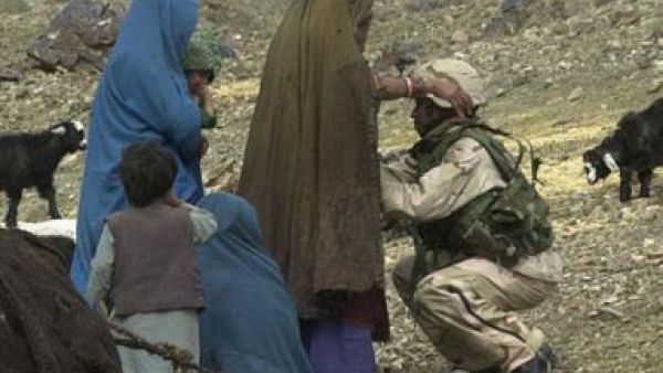 التفجير دوى أمام المركز