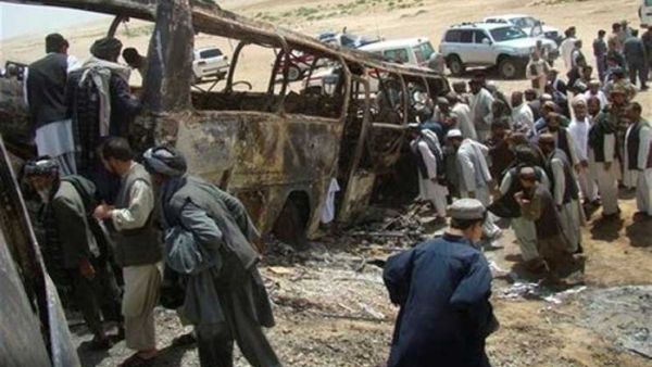 مصرع 35 شخصا بحادث اصطدام بين حافلة وصهريج وقود