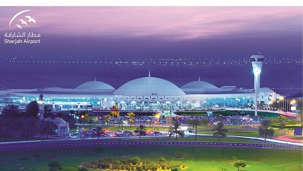 اتخذ مطار الشارقة مجموعة من الاجراءات منها زيادة أعداد الموظفين في جميع المرافق الأساسية. اتخذ مطار الشارقة مجموعة من الاجراءات منها زيادة أعداد الموظفين في جميع المرافق الأساسية.
