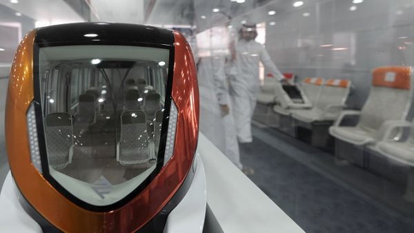 Al-Faisaliah project is an important developmental step in the Kingdom’s march towards diversifying the economy and activating partnership with the private sector. (AFP/ File) Al-Faisaliah project is an important developmental step in the Kingdom’s march towards diversifying the economy and activating partnership with the private sector. (AFP/ File)