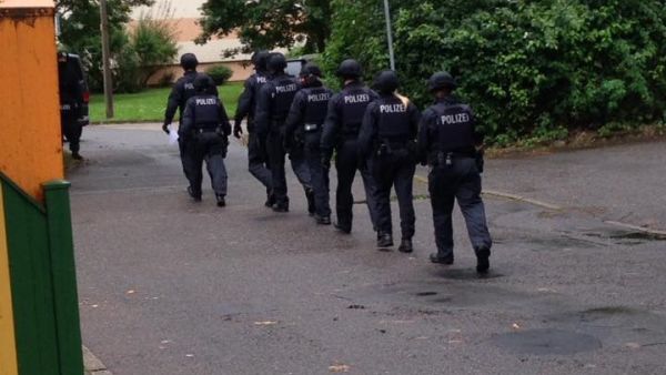 ألمانيا تسابق الزمن للقبض على سوري يحاول تنفيذ "اعتداء"