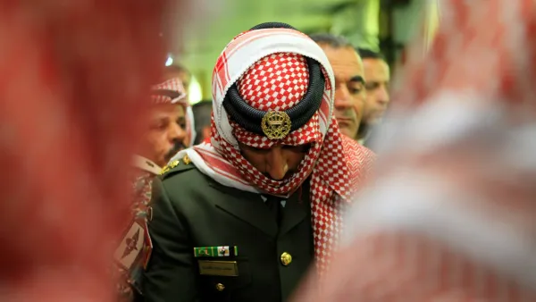 خلال جنازة احد الشهداء - تصوير عامر خليفة