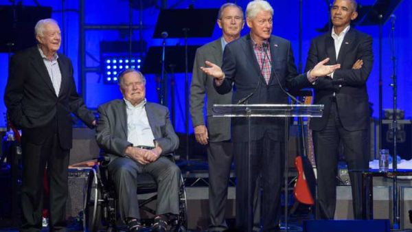 تسببت العواصف في أضرار جسيمة بولايتي تكساس وفلوريدا والجزر الأمريكية 
