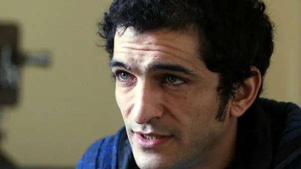 بعد موقفه من الإعدامات في مصر: بلاغ ضد عمرو واكد
