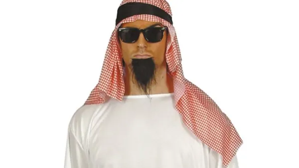  أمازون تطرح نقابا "جنسيا" وملابس خليجية وتثير الغضب