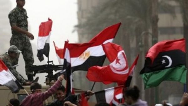 تلوح الولايات المتحدة بسوط المساعدات والضغط على البنك الدولي والقروض