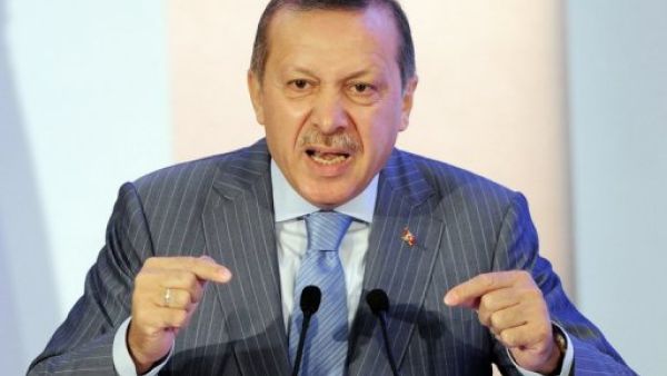 أردوغان "يوبخ" واشنطن بعد ما جرى في منبج