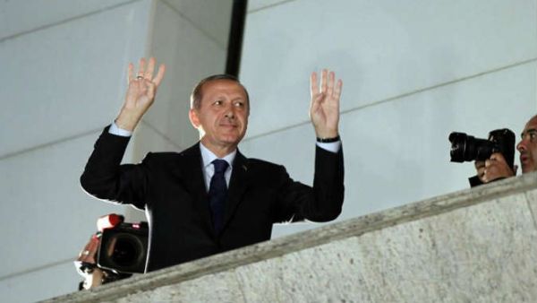 أردوغان يبالغ كثيراً في نجاحه ويسرد تاريخه