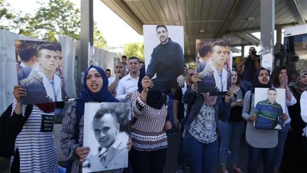 Israel is currently holding roughly 6,500 Palestinian prisoners (AFP/File)