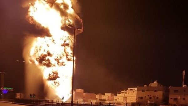 البحرين تعلن استئناف امدادات النفط السعودية "جزئيا"
