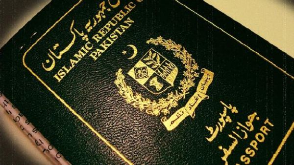  باكستان تمنح الجنسية لشخص غير مسلم