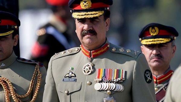 شريف يحظى بشعبية كبيرة واحترام لقيادته الجيش الباكستاني 