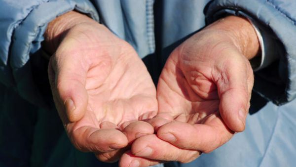 Shortly after they arrested the man, Kuwaiti authorities learned he had over KD500,000 in a local bank account. (Shutterstock)