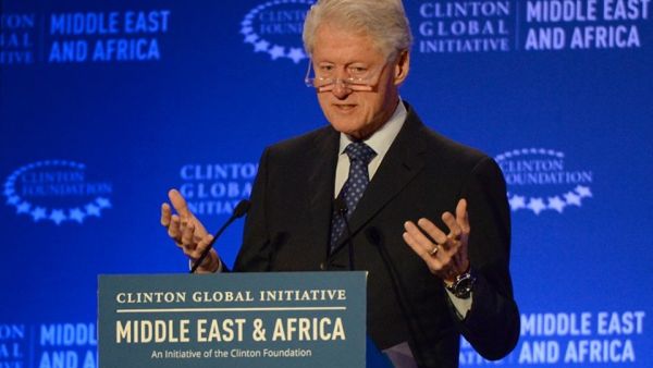 "أف بي آي" يفجر مفاجأة بنشره تحقيقا قديما عن بيل كلينتون