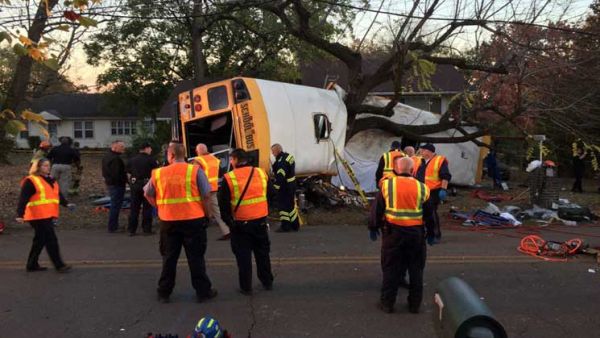 يجري التعامل مع موقع الحادث على أنه مسرح جريمة