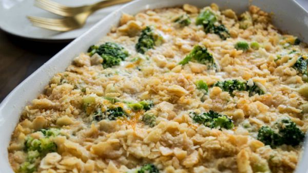 وصفة الدجاج بالبروكلي والكريمة (shutterstock.com)
