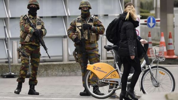 صحيفة "دي.إتش" البلجيكية: اعتقال المشتبه فيه في إعتداءات بروكسيل نجيم العشراوي